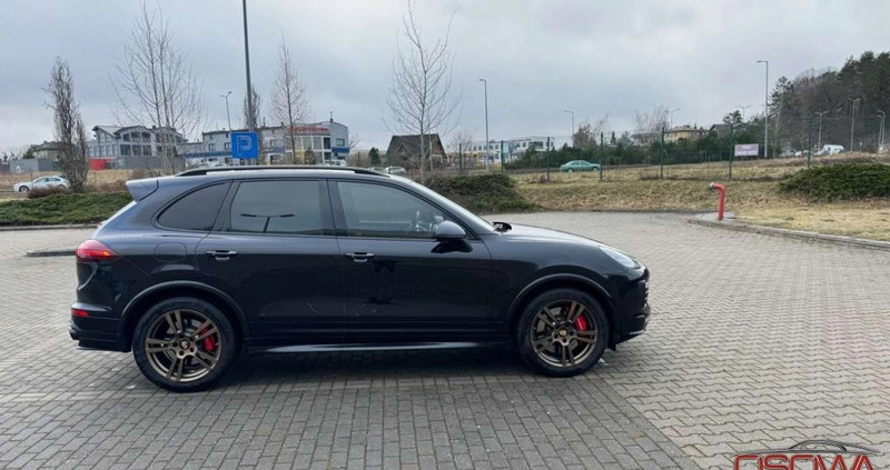 Porsche Cayenne cena 199998 przebieg: 125000, rok produkcji 2016 z Szczecin małe 781